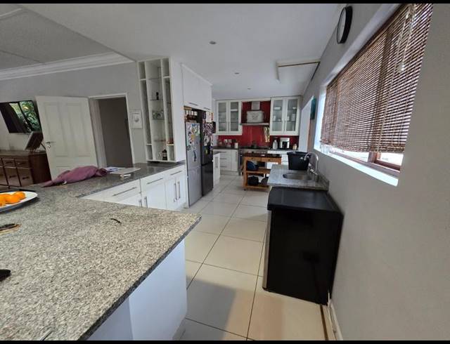 4 BEDROOM HOUSE FOR SALE IN SCOTTBURGH SOUTH